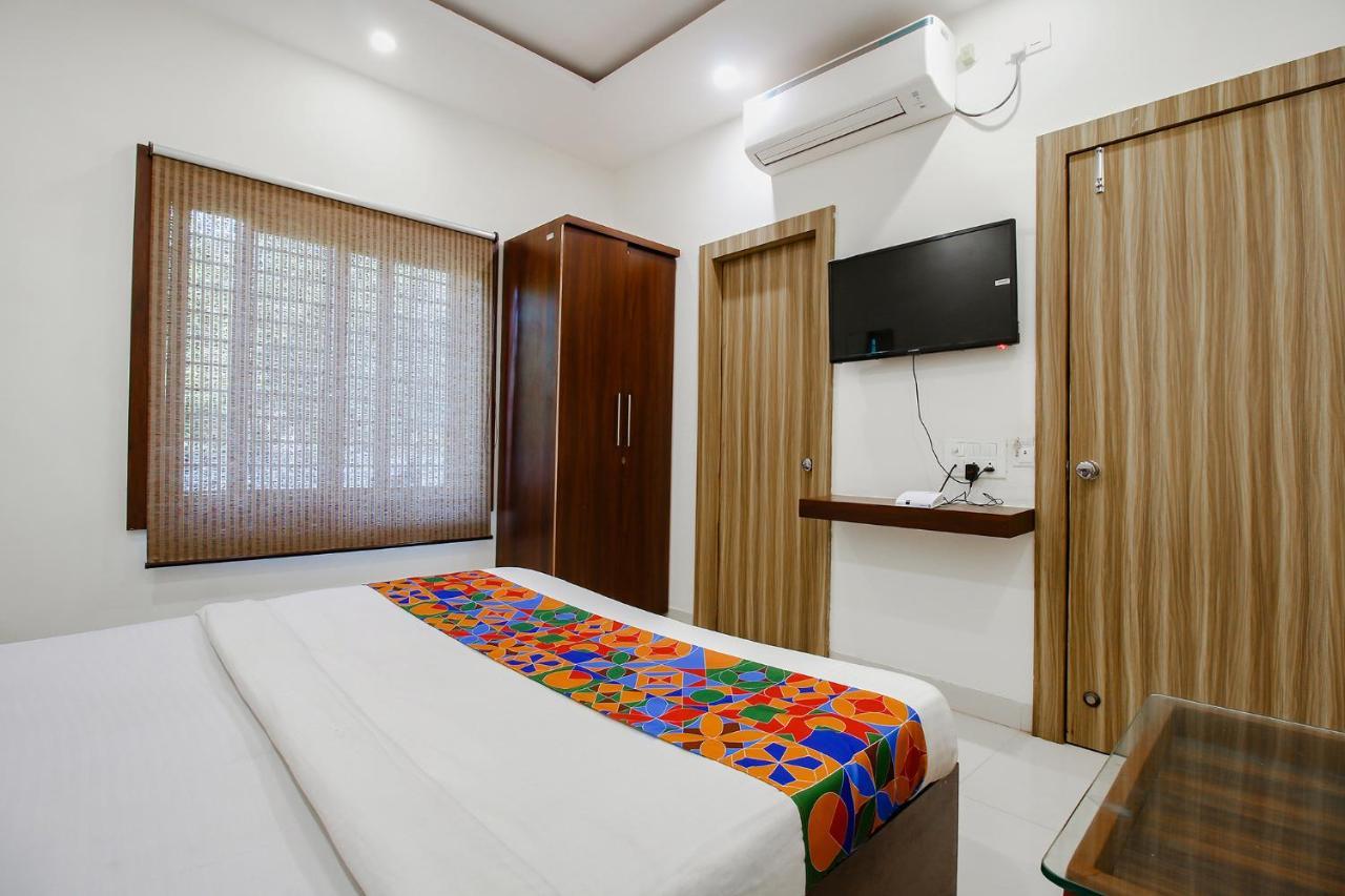 Fabexpress Yuvan Gouharganj Экстерьер фото